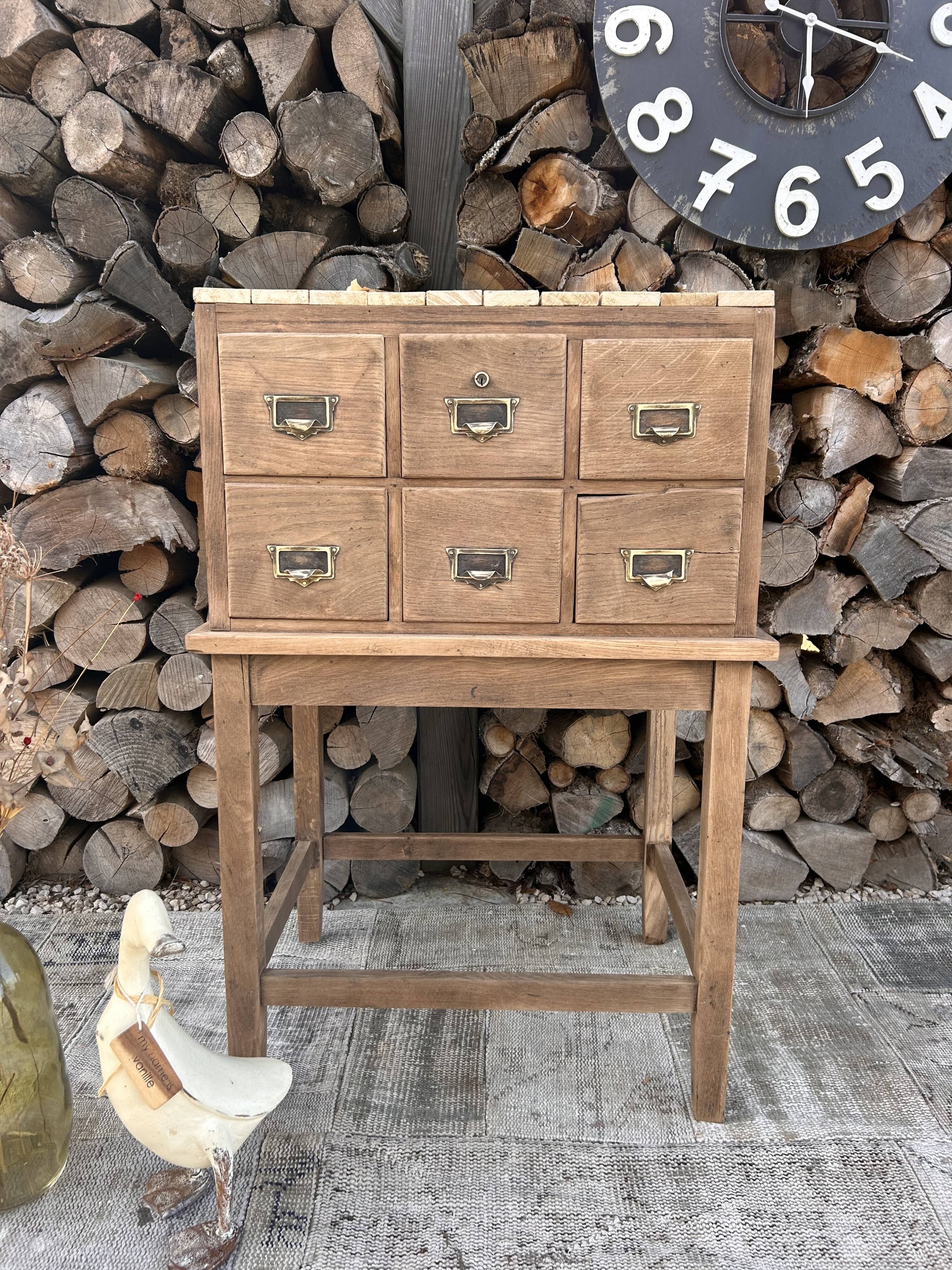 Meuble métier / Meuble à tiroirs