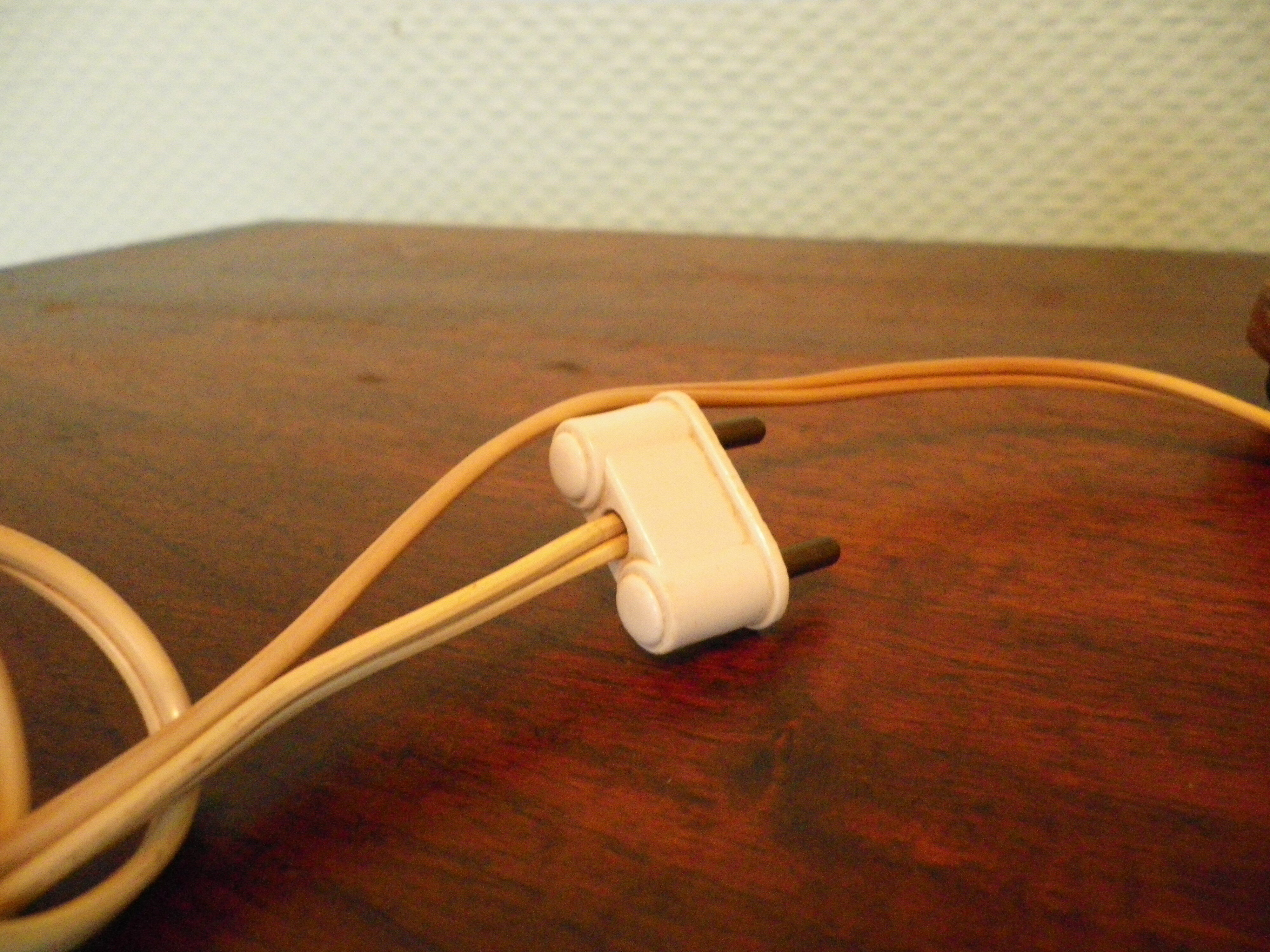 Art deco table lamp 1920/1940, marble, opaline, regulated swan