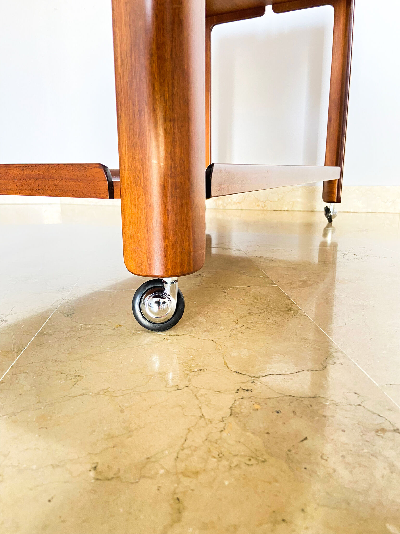 Walnut coffee table with two drawers, Italy 1970s