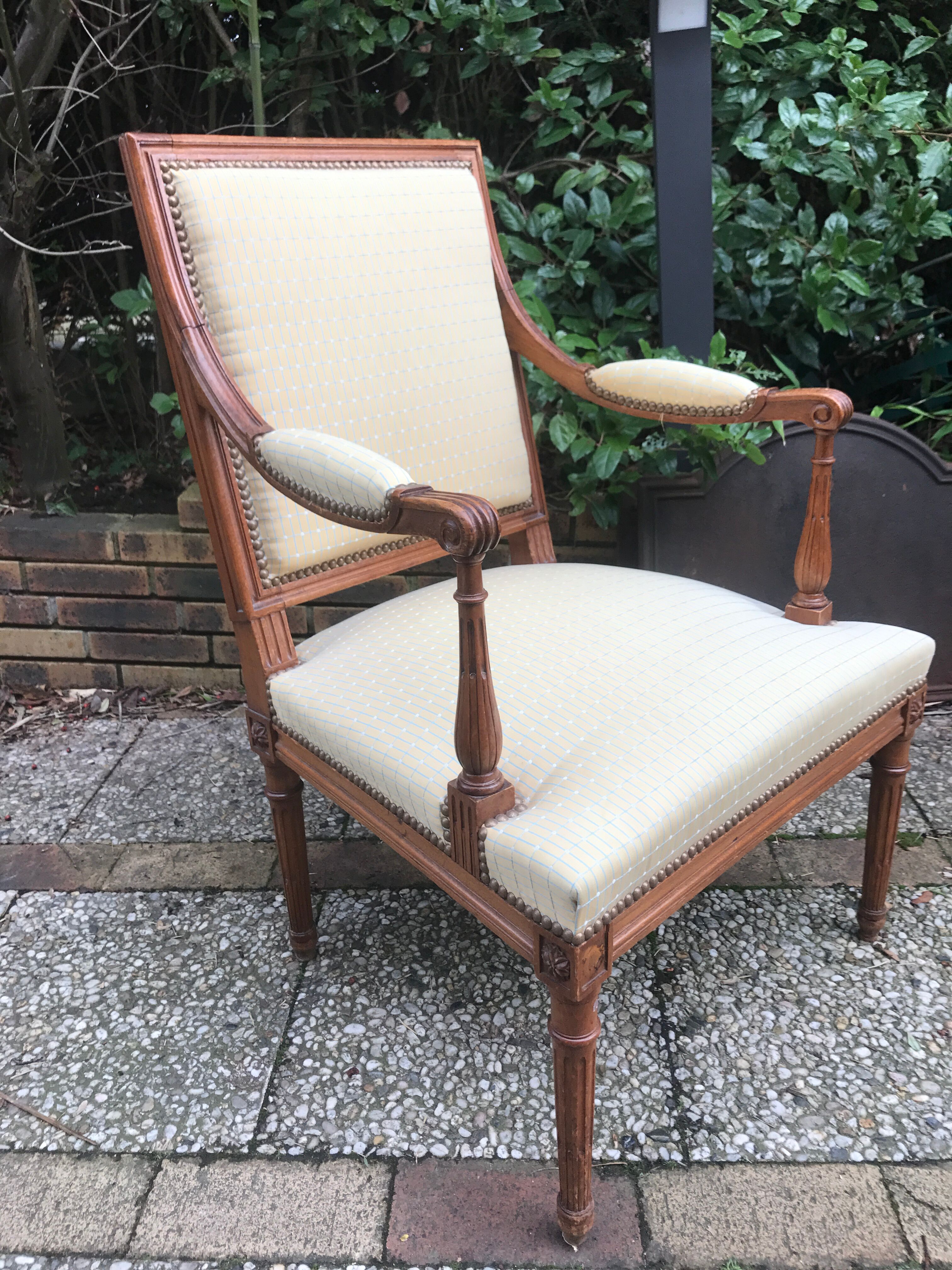 Pair of armchairs of style Louis XVI