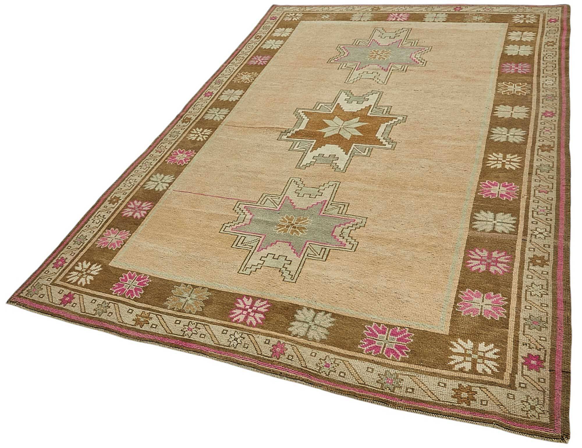 Turkish Vintage Anatolian Rug 167 cm x 262 cm