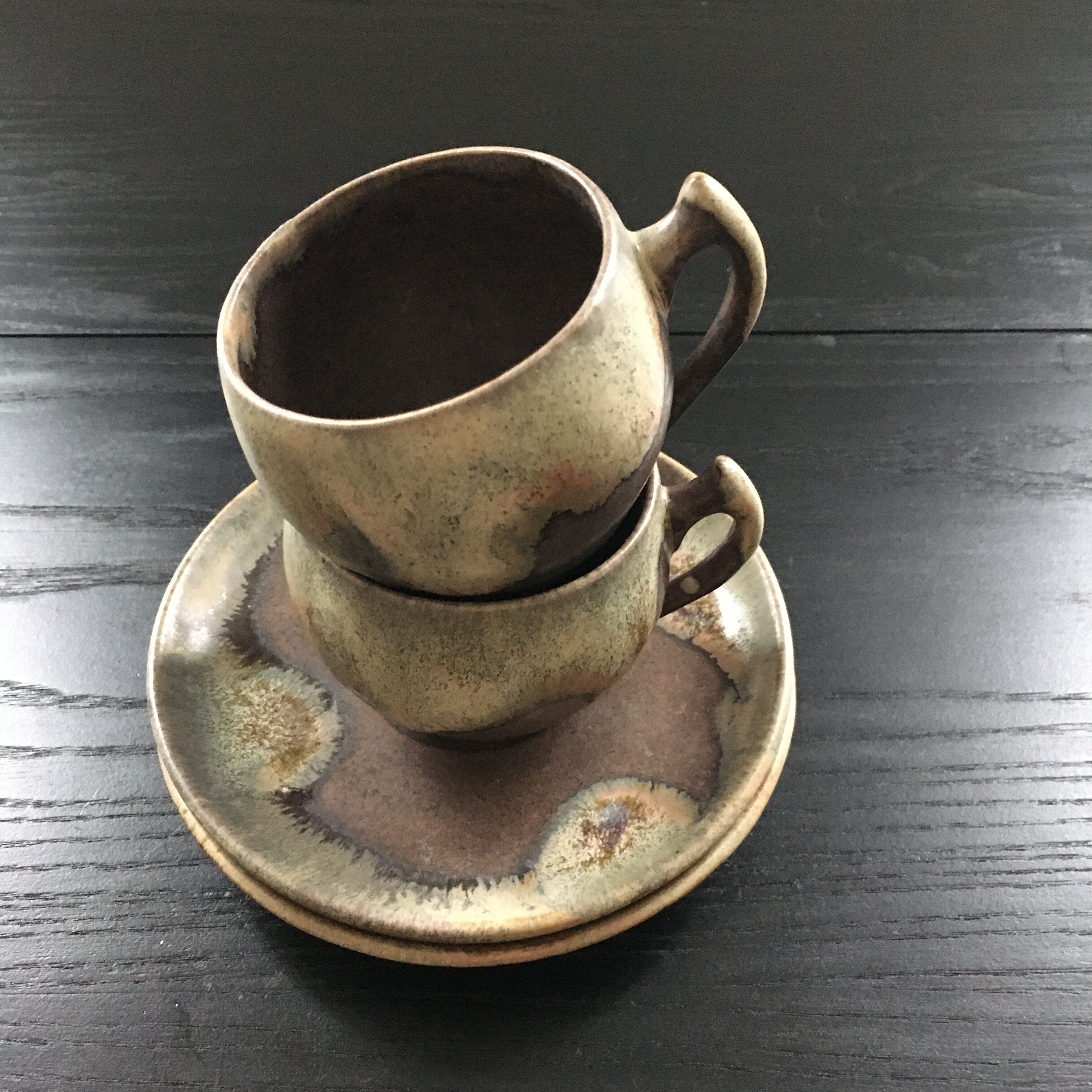 Set of 2 flamed brown stoneware cups