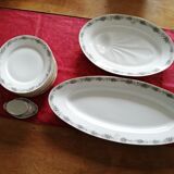 Lot assiettes et plats (poisson, asperges, saucière)
