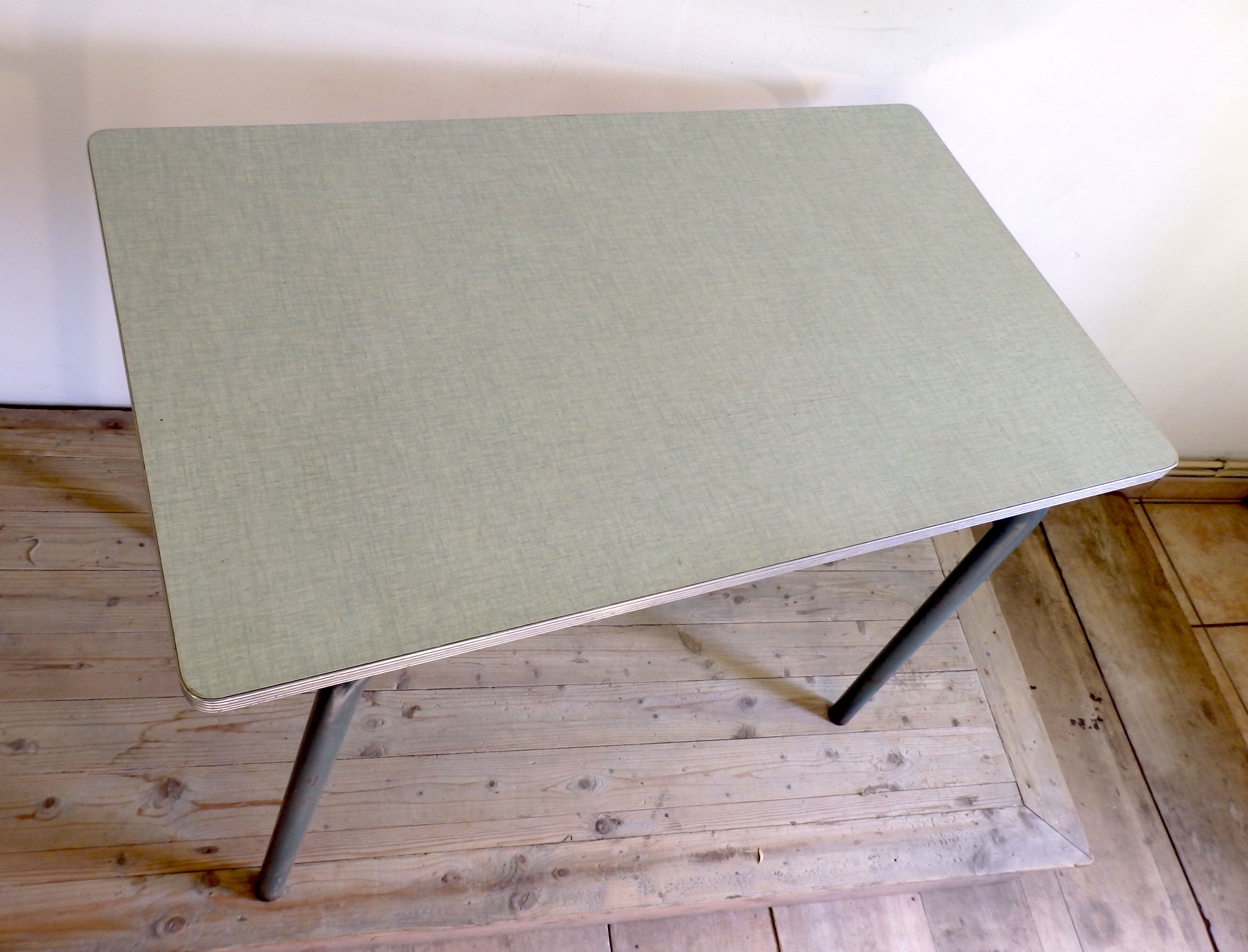 Canteen table
