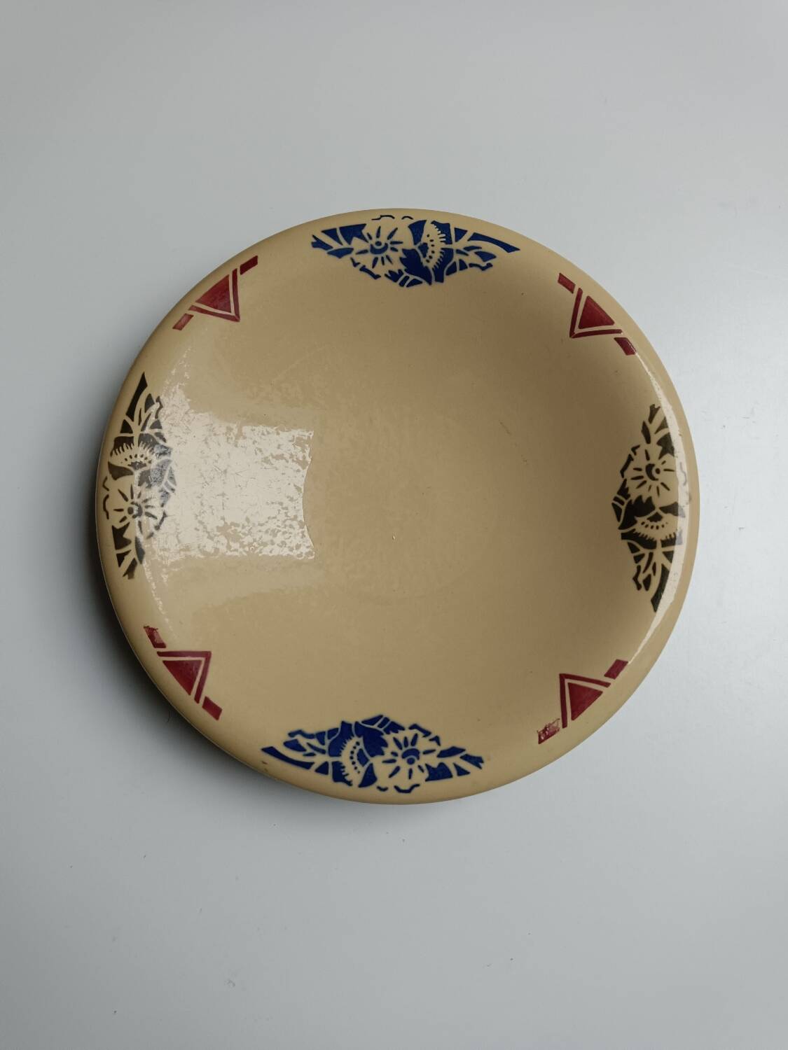 Badonviller art deco beige floral dish