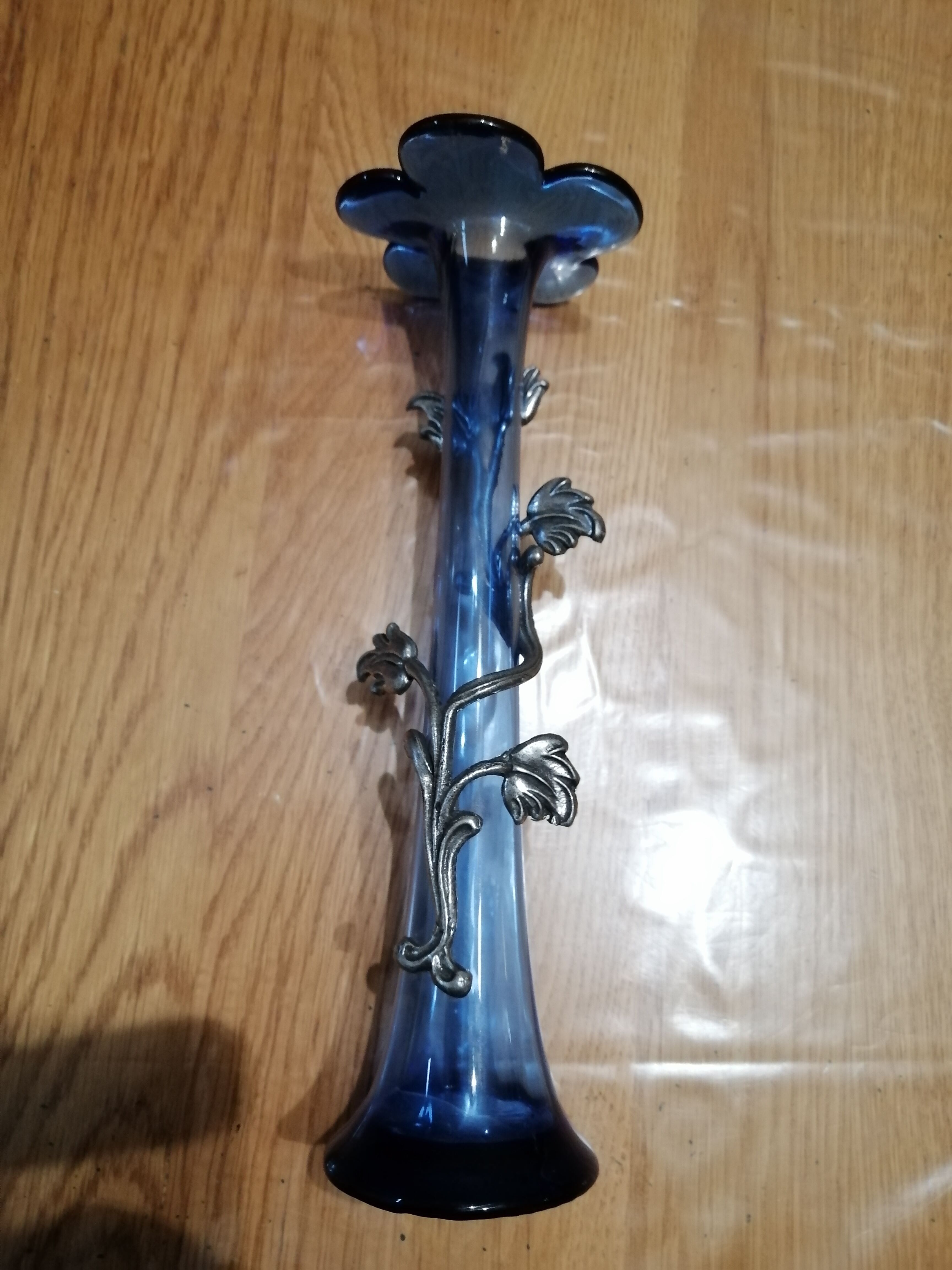 Ancient soliflore vase