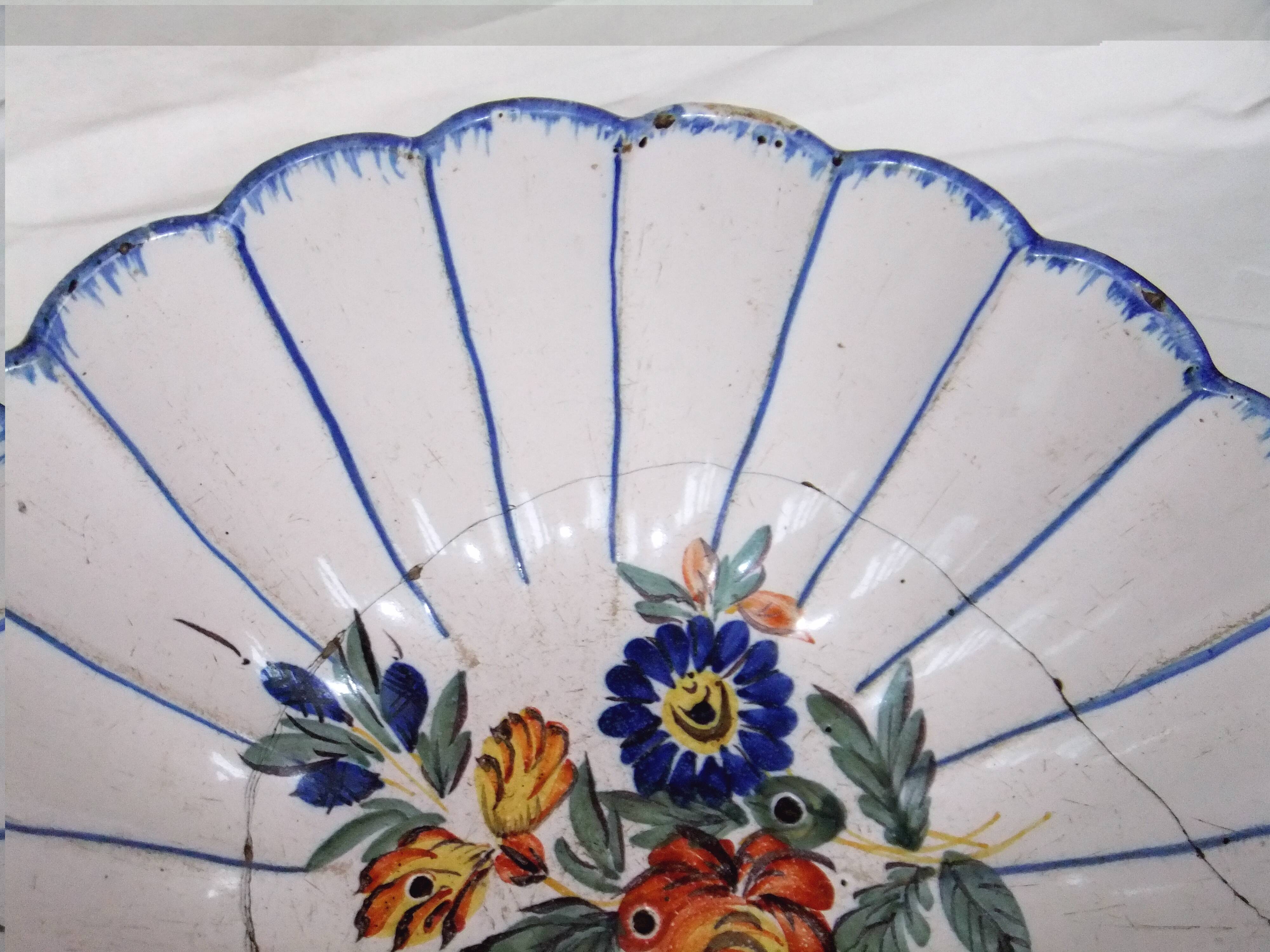 Salad bowl cut jatte XVIII century hollow flat Thiviers Auvillar