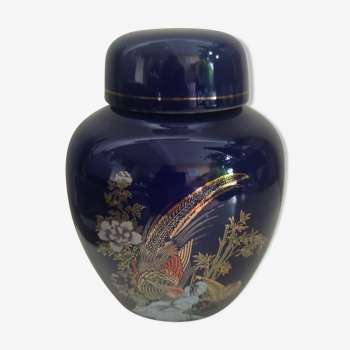 Tea pot, ginger jar or decorative