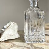 Cut crystal whisky decanter.