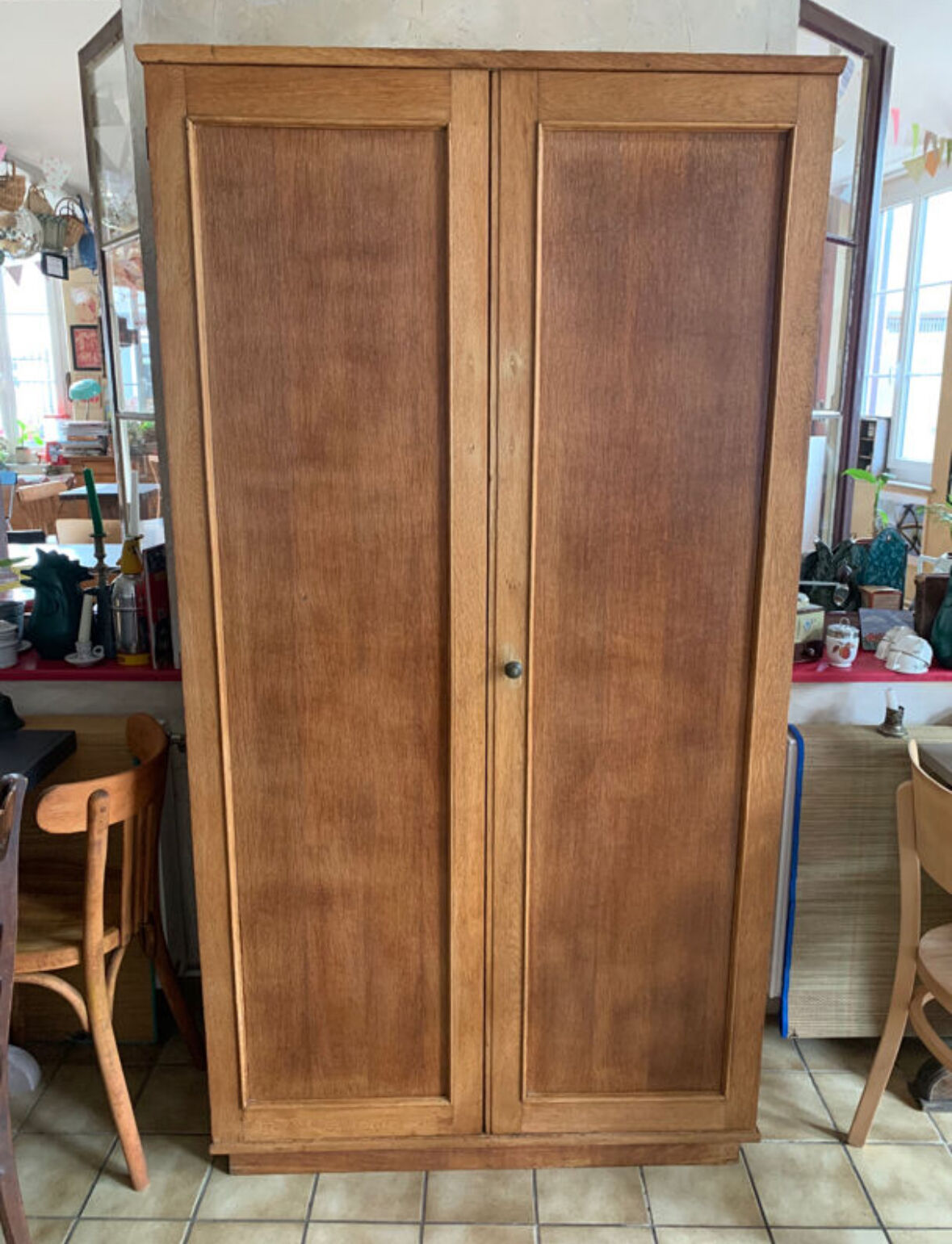 Armoire parisienne en hêtre