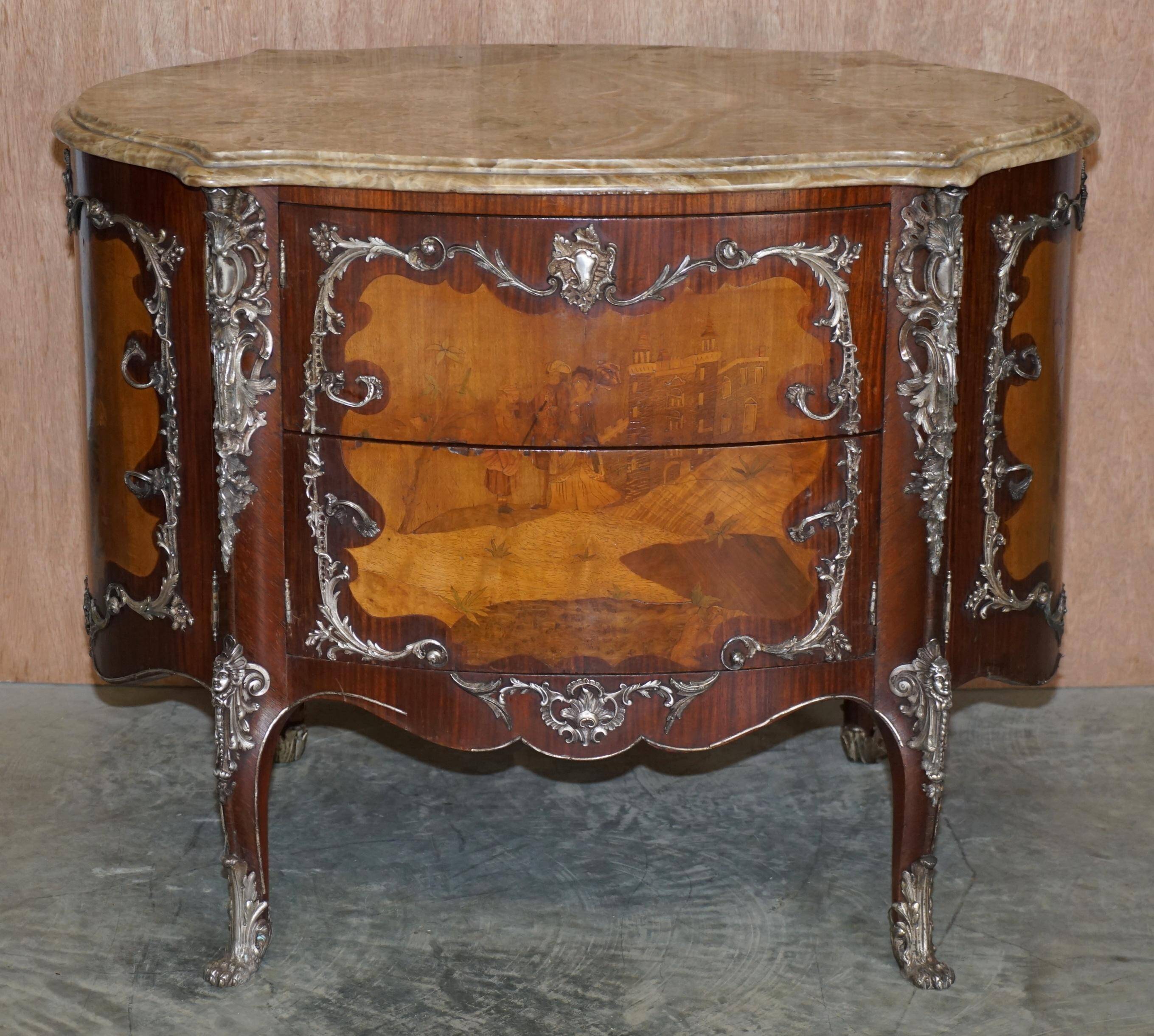Buffet rare Germain Landrin vers 1750 en marbre et kingwood