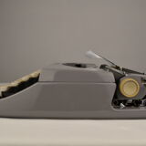 Brother typewriter with his binder - 1960s