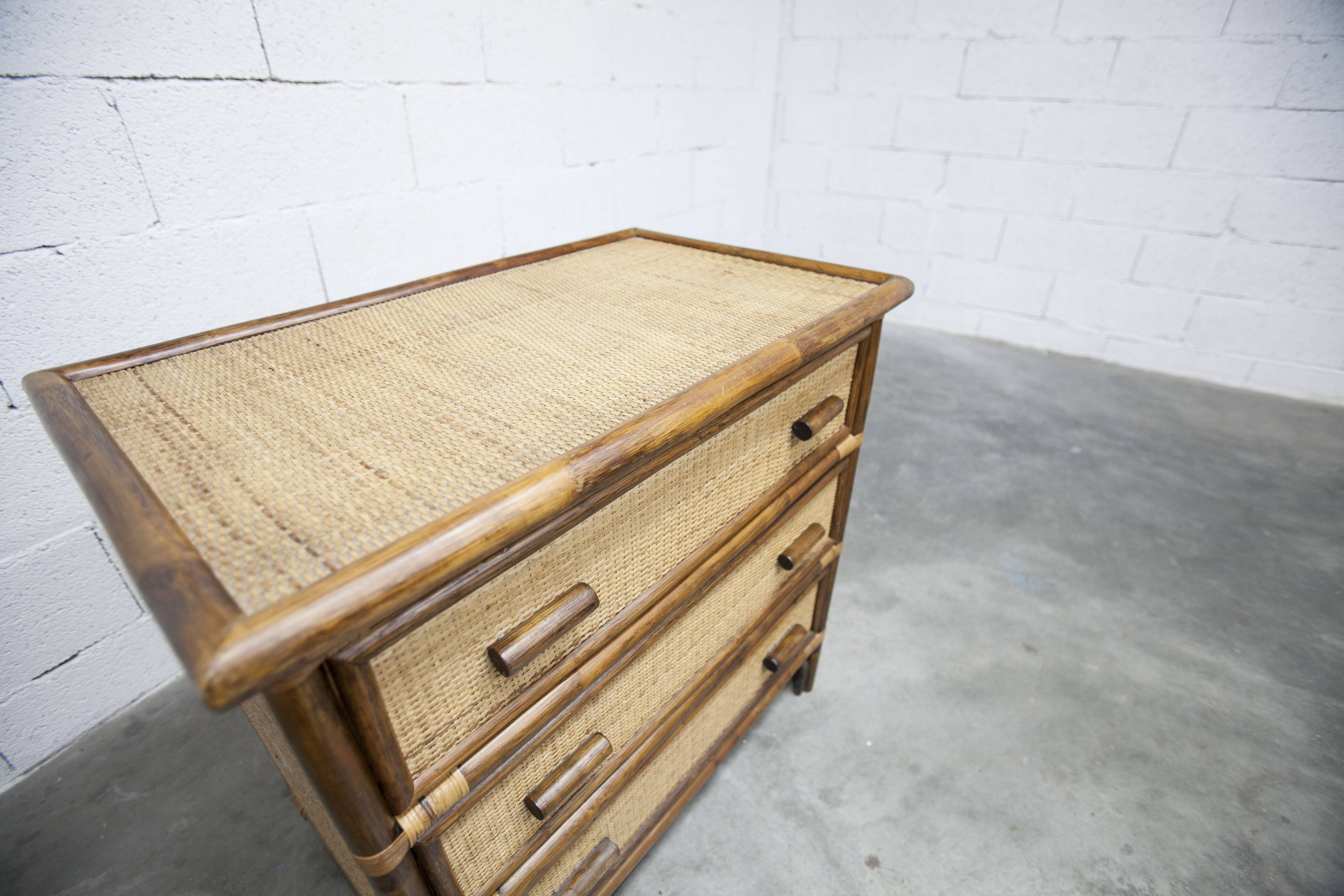 Rattan chest of drawers with 3 drawers