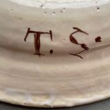 Plat faience ancienne signé