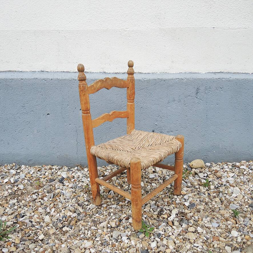 Old Straw Chair For Child