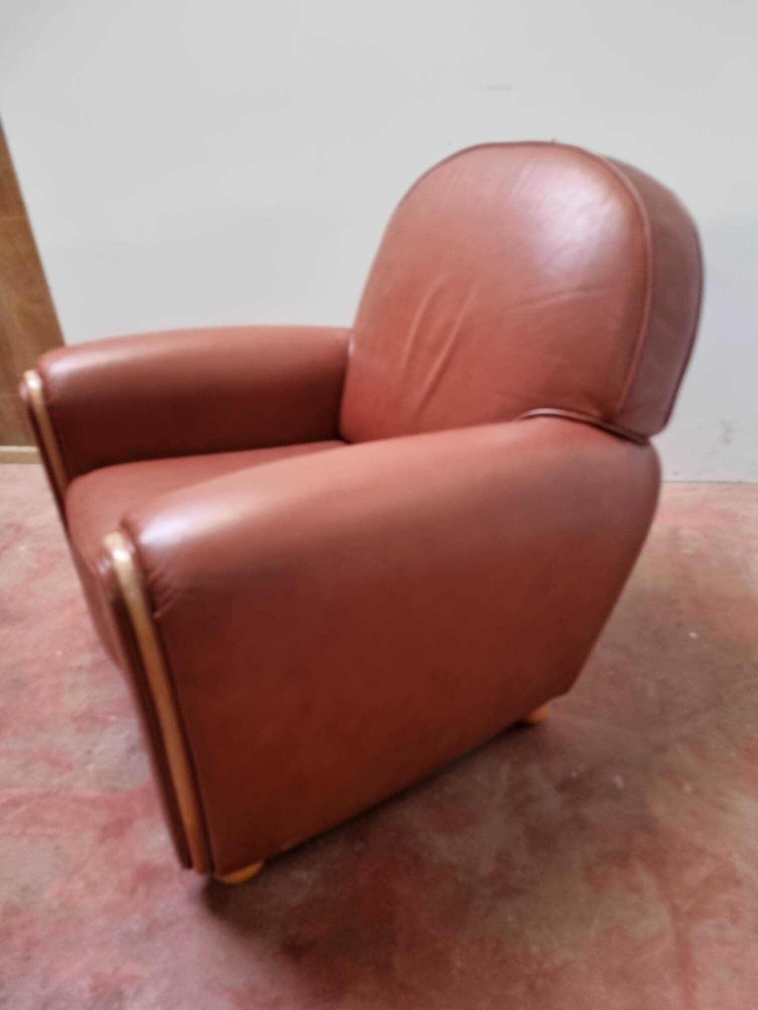 Leather club chair