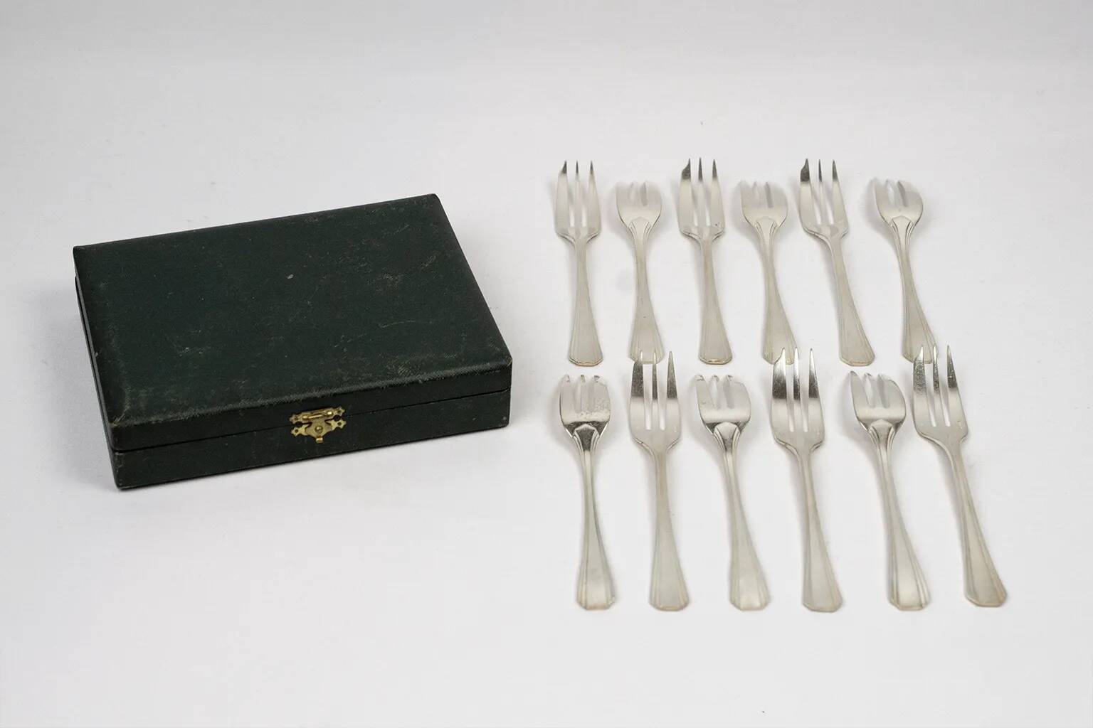 Christofle – 12 cake forks, Boréal model with original box