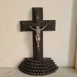 Crucifix art tramp