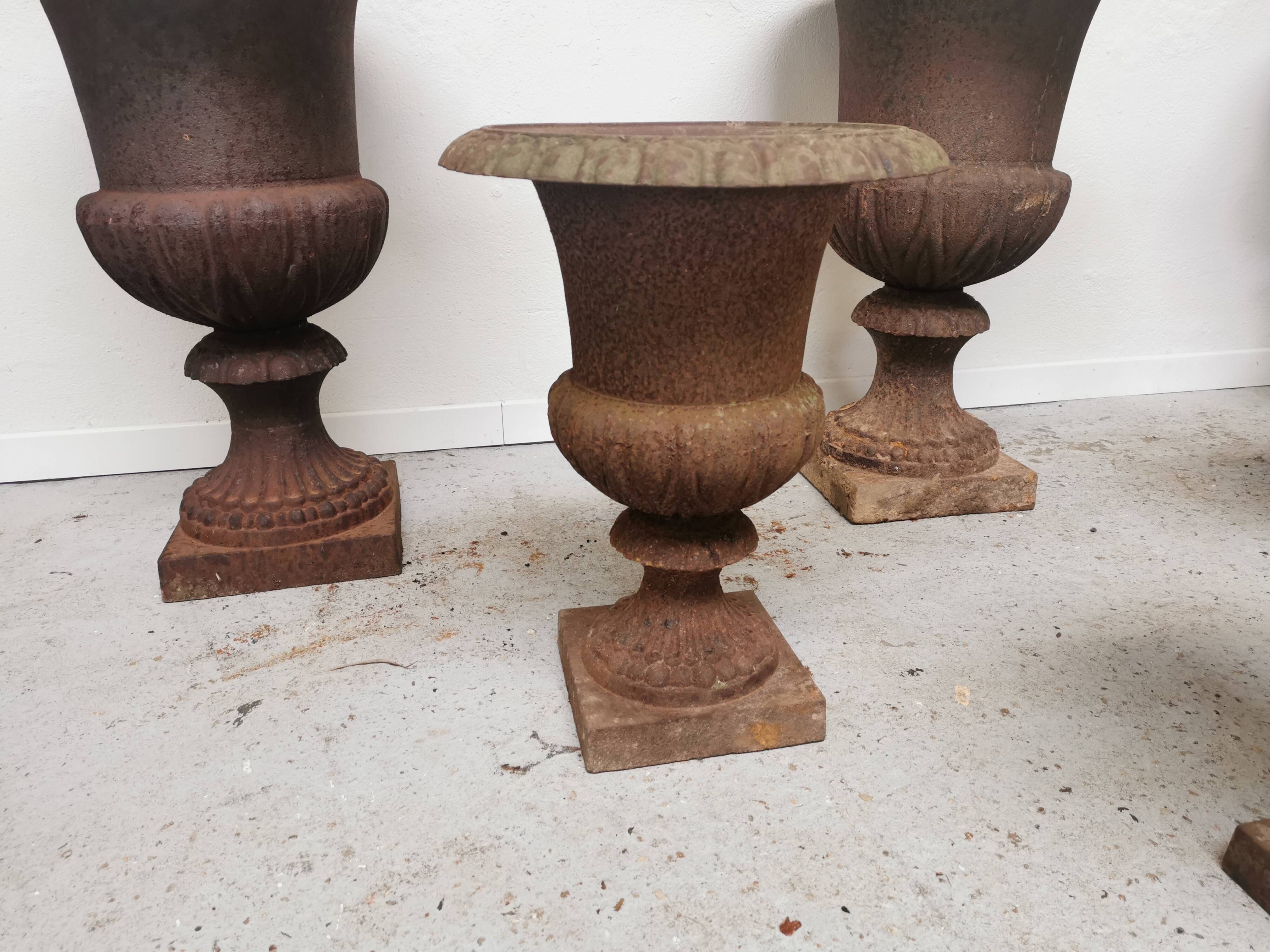 Paire de vase Médicis en fonte 50cm