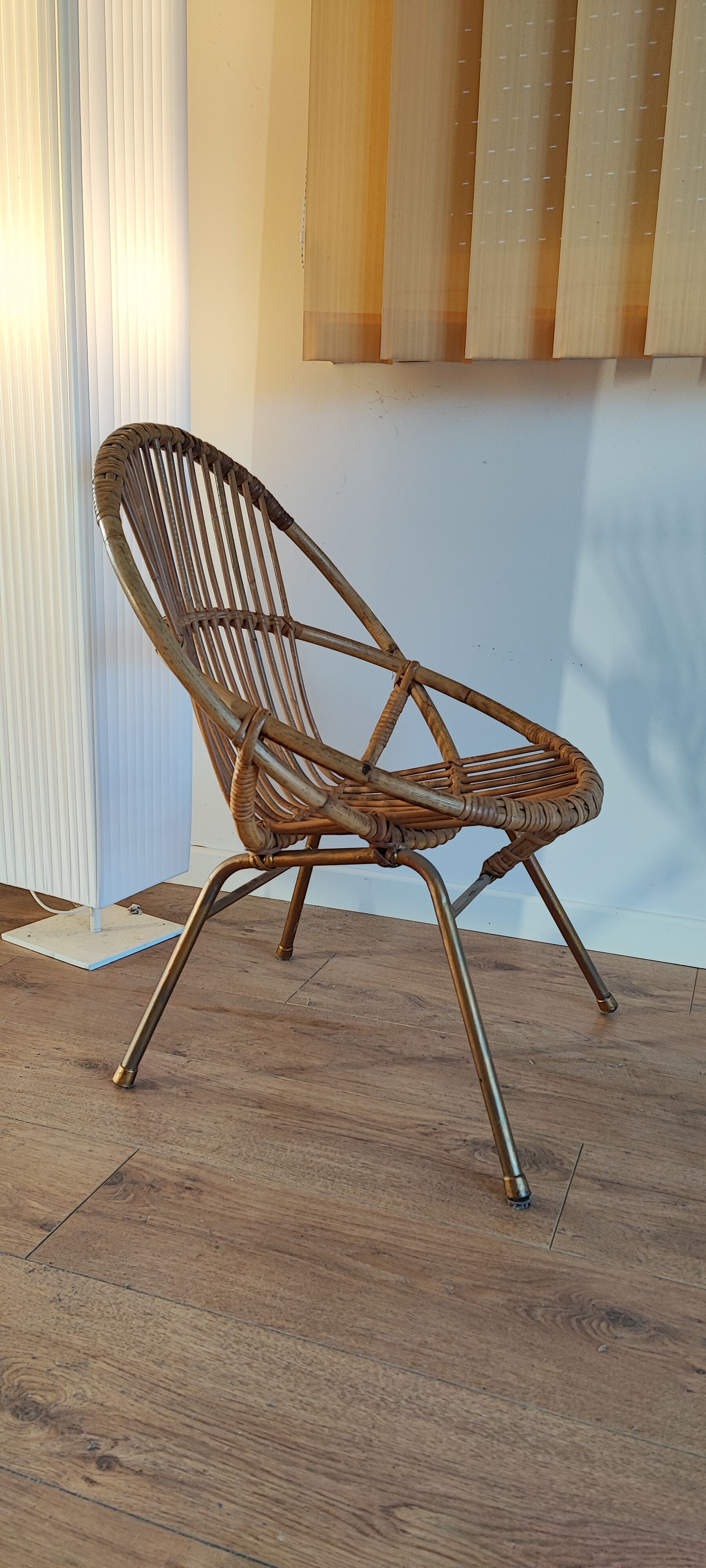 Rattan shell armchair