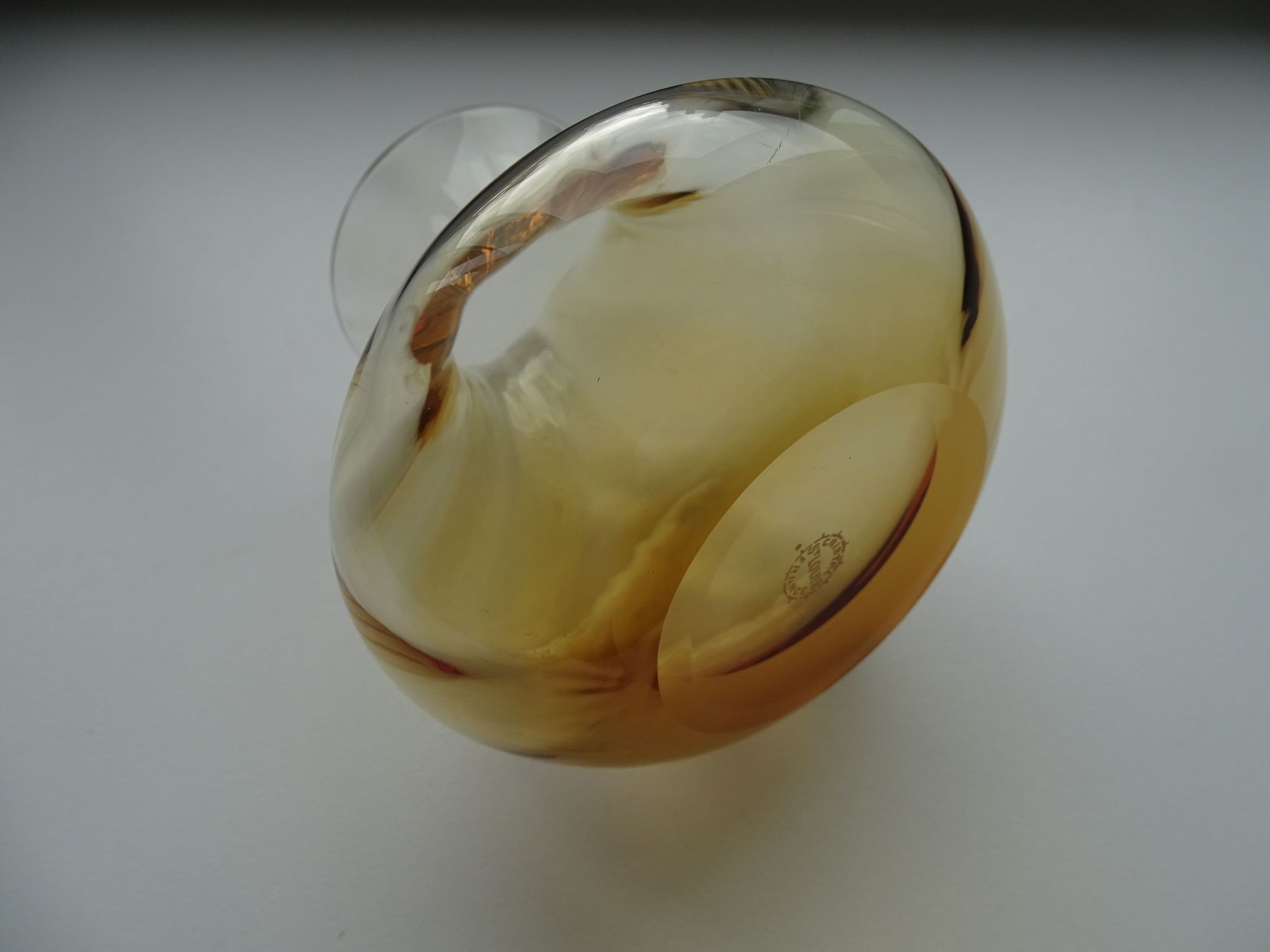 Crystal vase Saint Louis venetian amber orange ribs signed