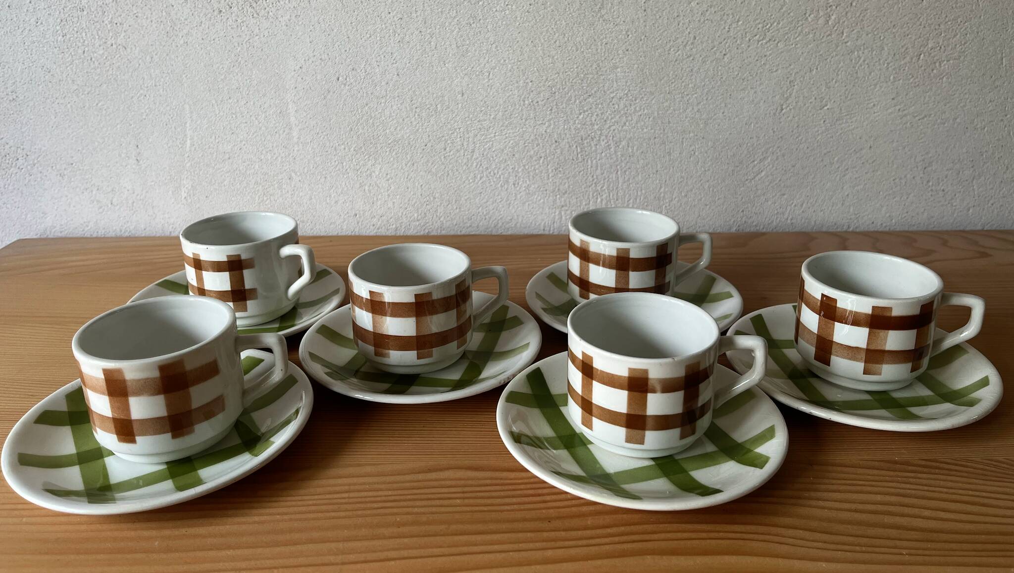 6 Scottish coffee or tea cups Moulin des Loups