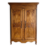 Armoire ancienne Louis XV en bois massif