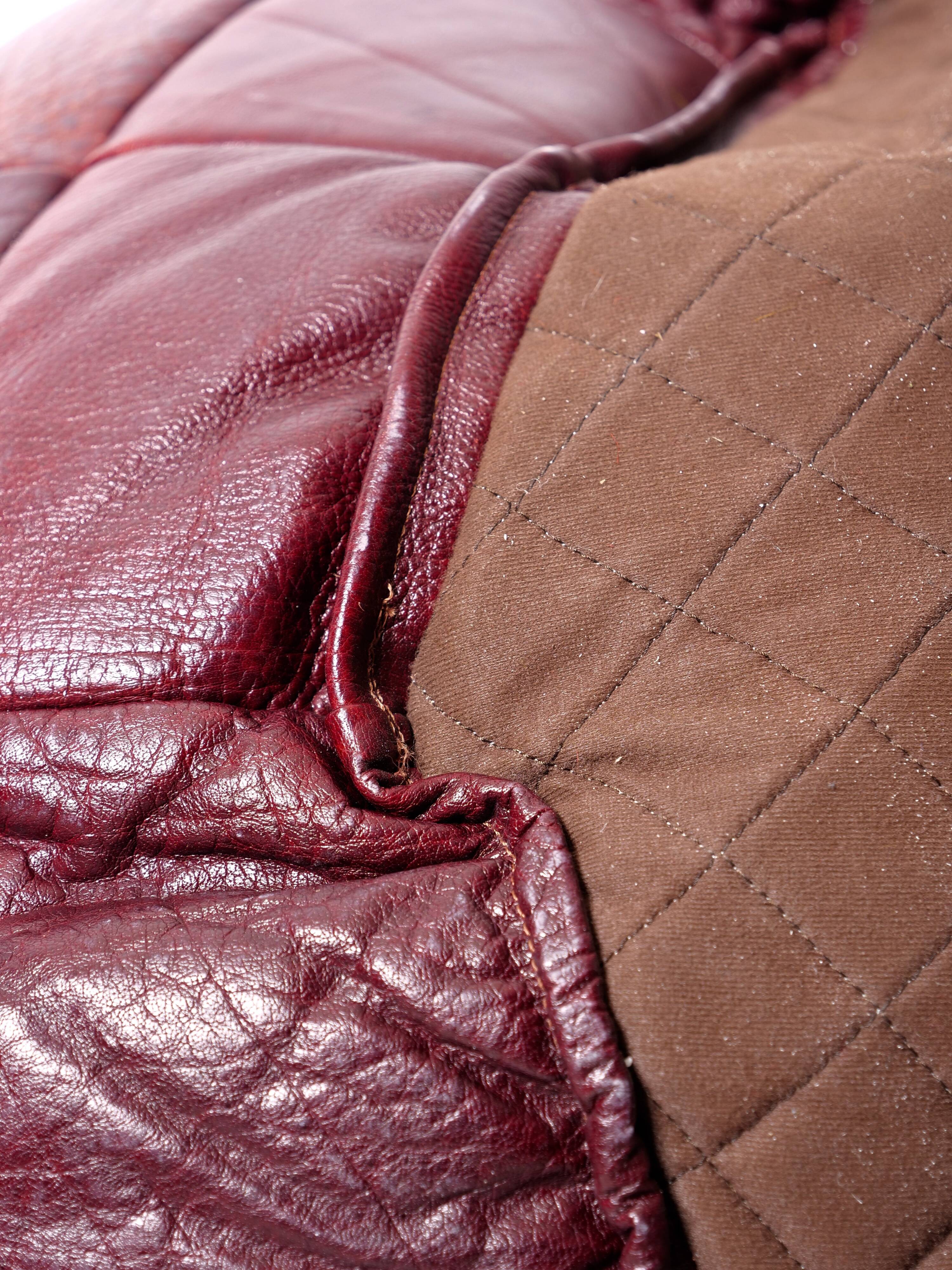 Pouf patchwork of red leather vintage burgundy 1970