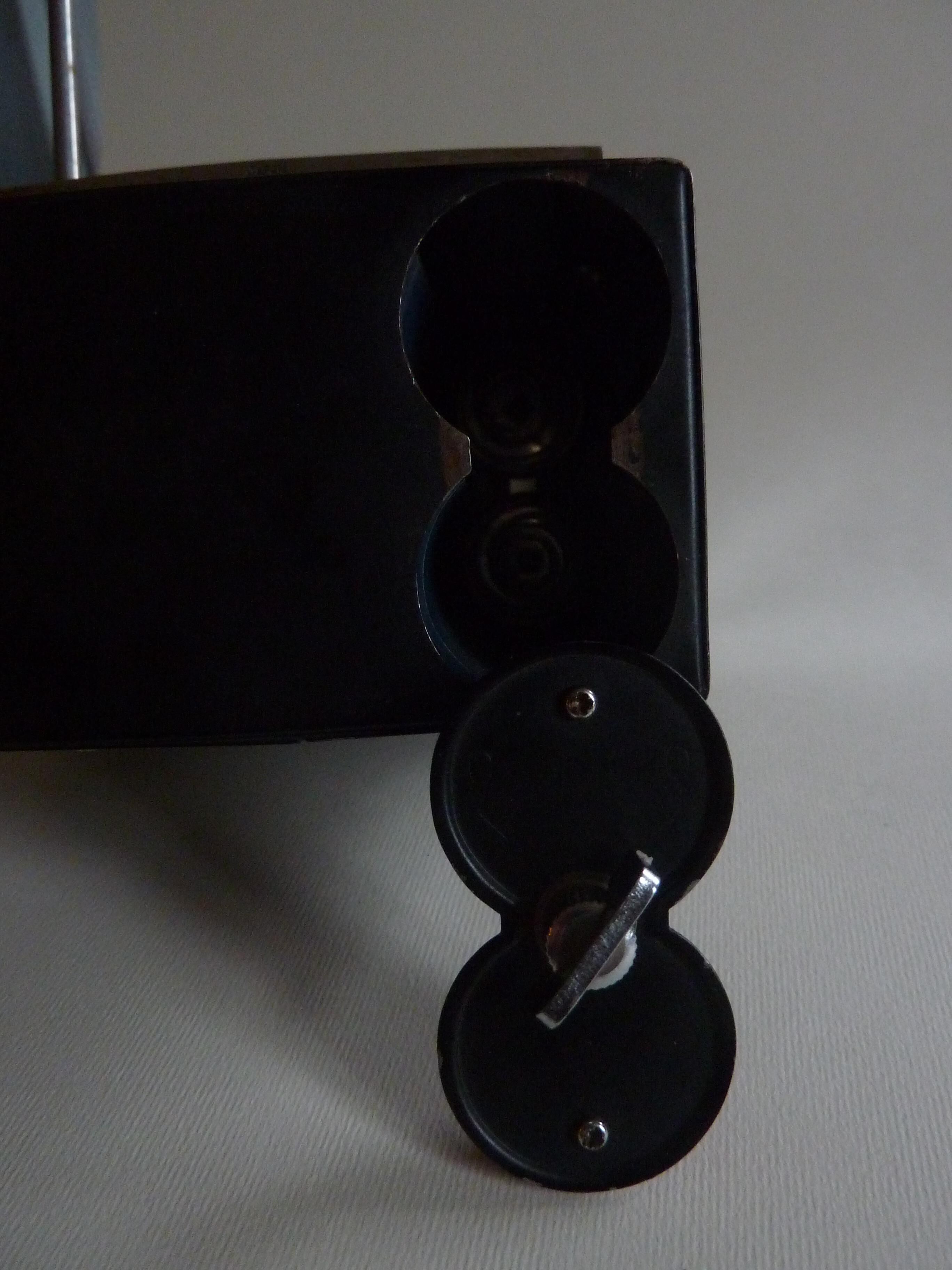 Vintage tv WACO lighter  briquet passe vue