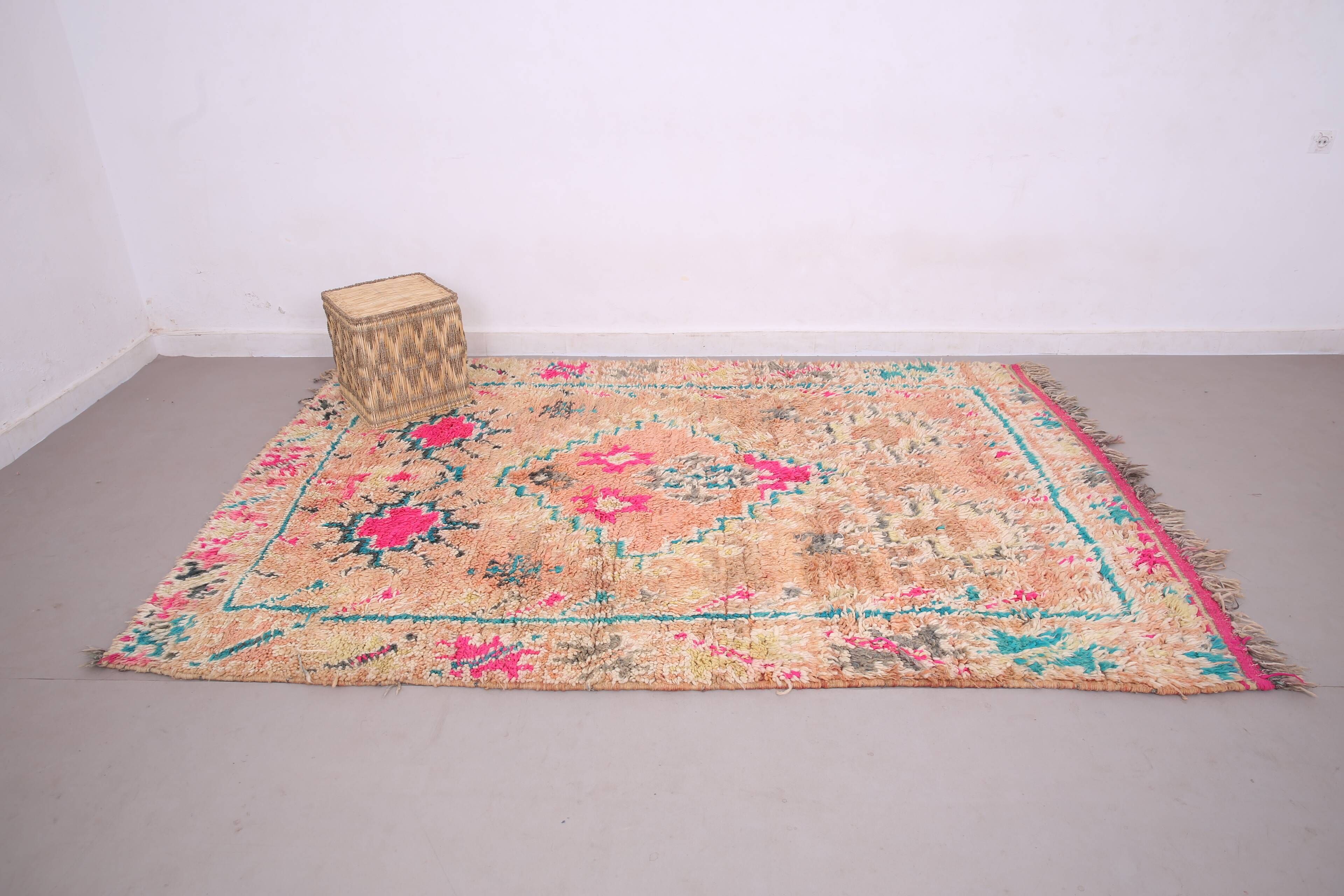 Tapis marocain vintage en laine colorée