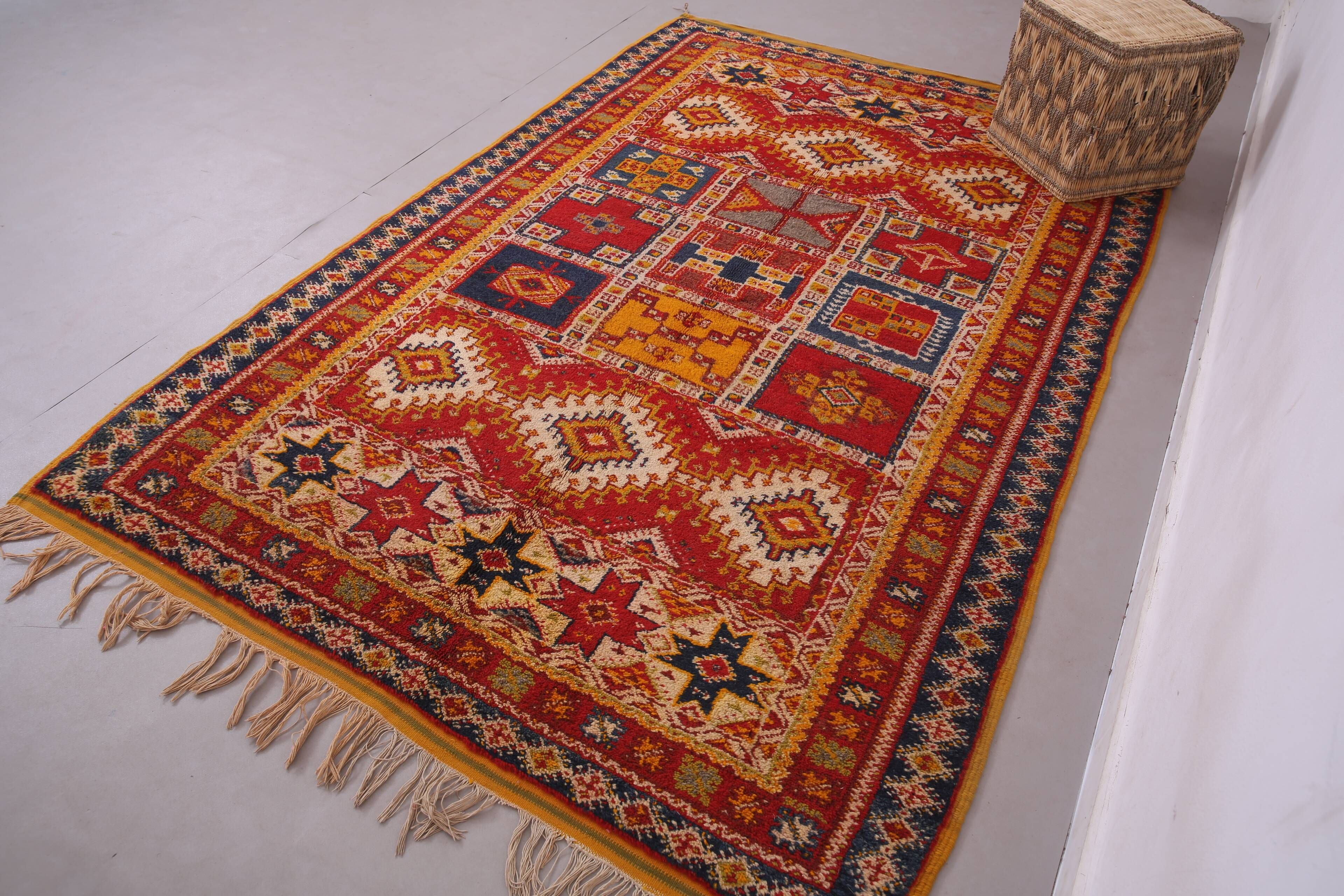 Vintage Moroccan Taznakht Rug 166 x 252 cm - Berber Wool Rug - Handmade Rug