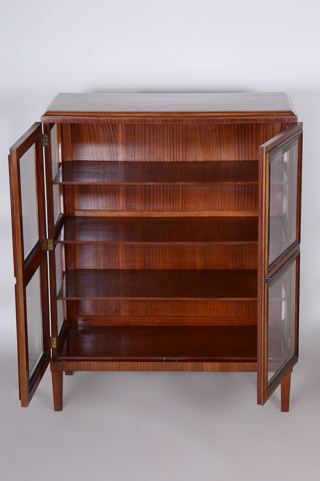 Art Deco display cabinet made un 1930s Czechia - Restored Mahogany