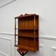 Bar Chesterfield anglais classique avec tabourets de bar