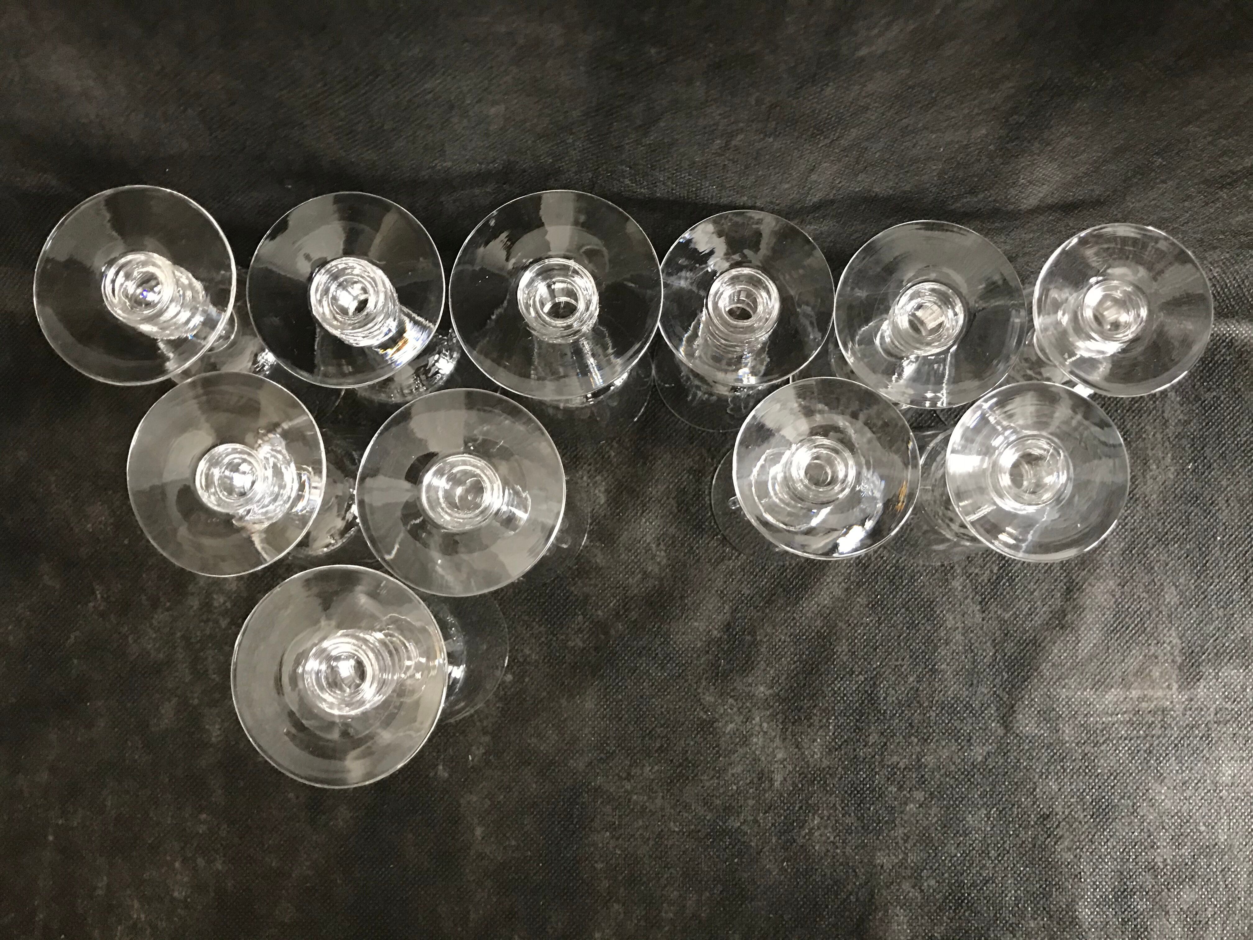 11 glasses and 1 wine carafe