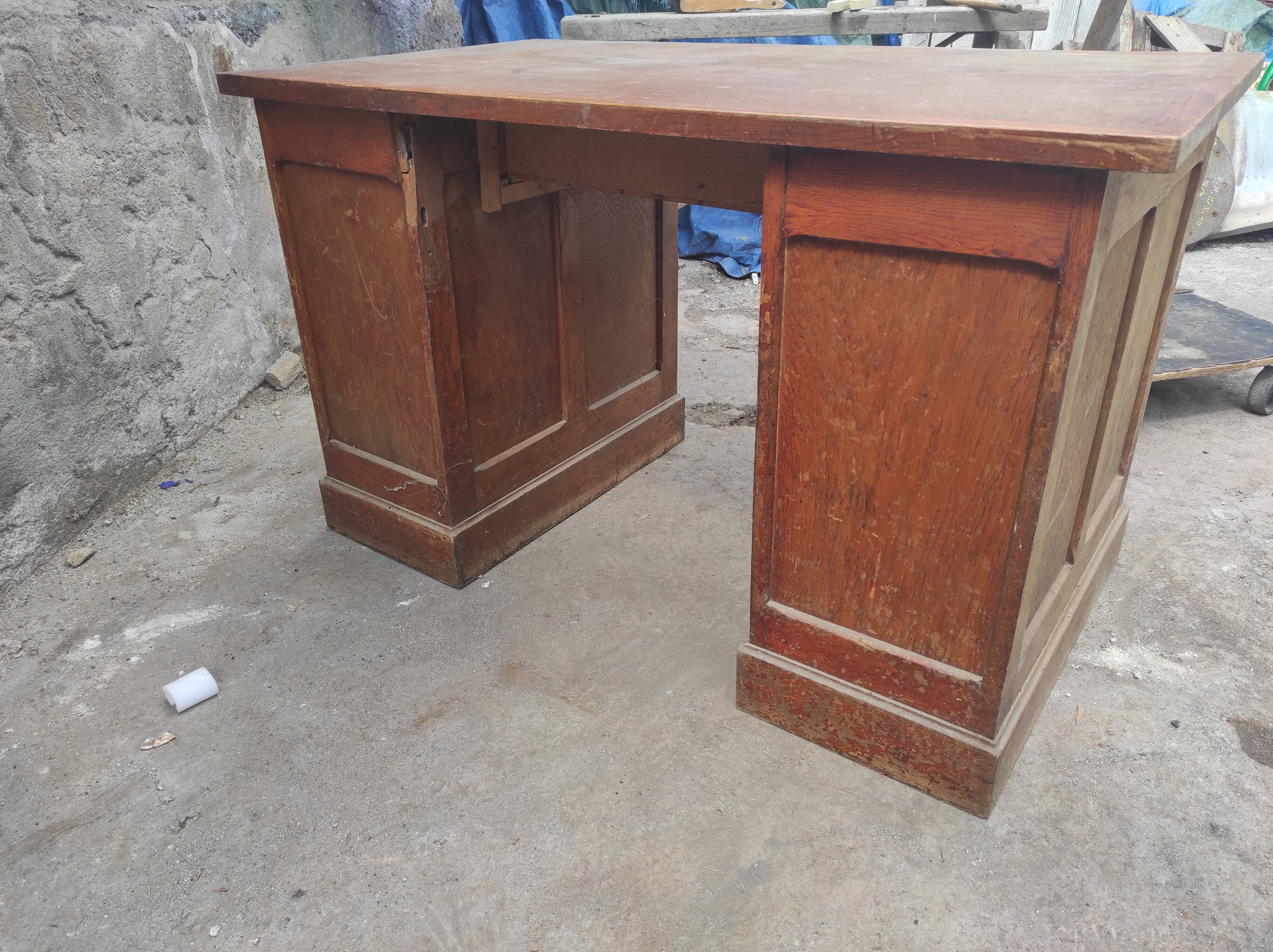 Bureau en chêne vintage ministre 2 caissons avec tiroirs années 40-50