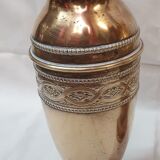 Pair of vases, in copper, early XXth