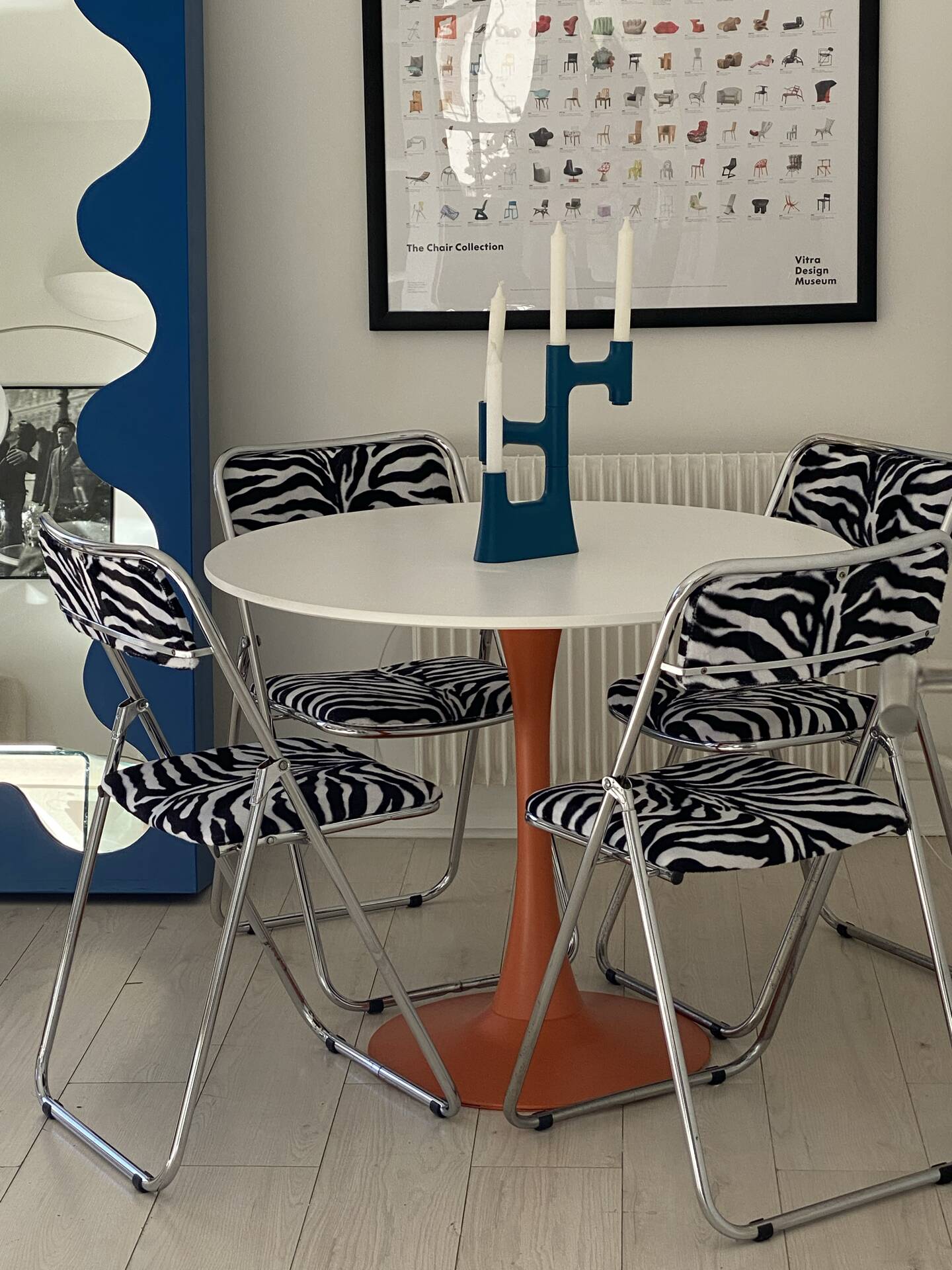 6 zebra folding chairs