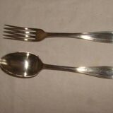 Couverts d'enfant en métal argenté avec écrin