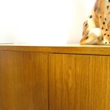 Armoire en placage Hellerau avec pieds et tiroirs en acier
