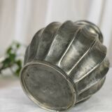 Pewter vase embossed by Alice and Eugène Chanal, 1900, signed