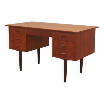 Teak desk, Danish design, 1970s, production: Denmark