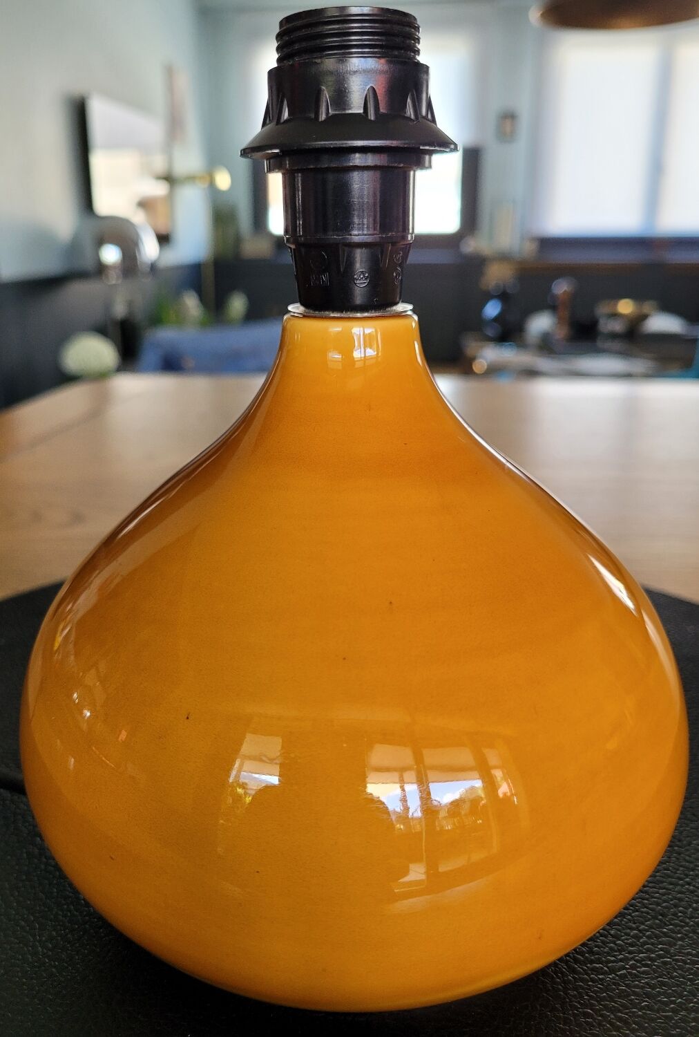 Vintage porcelain lamp foot