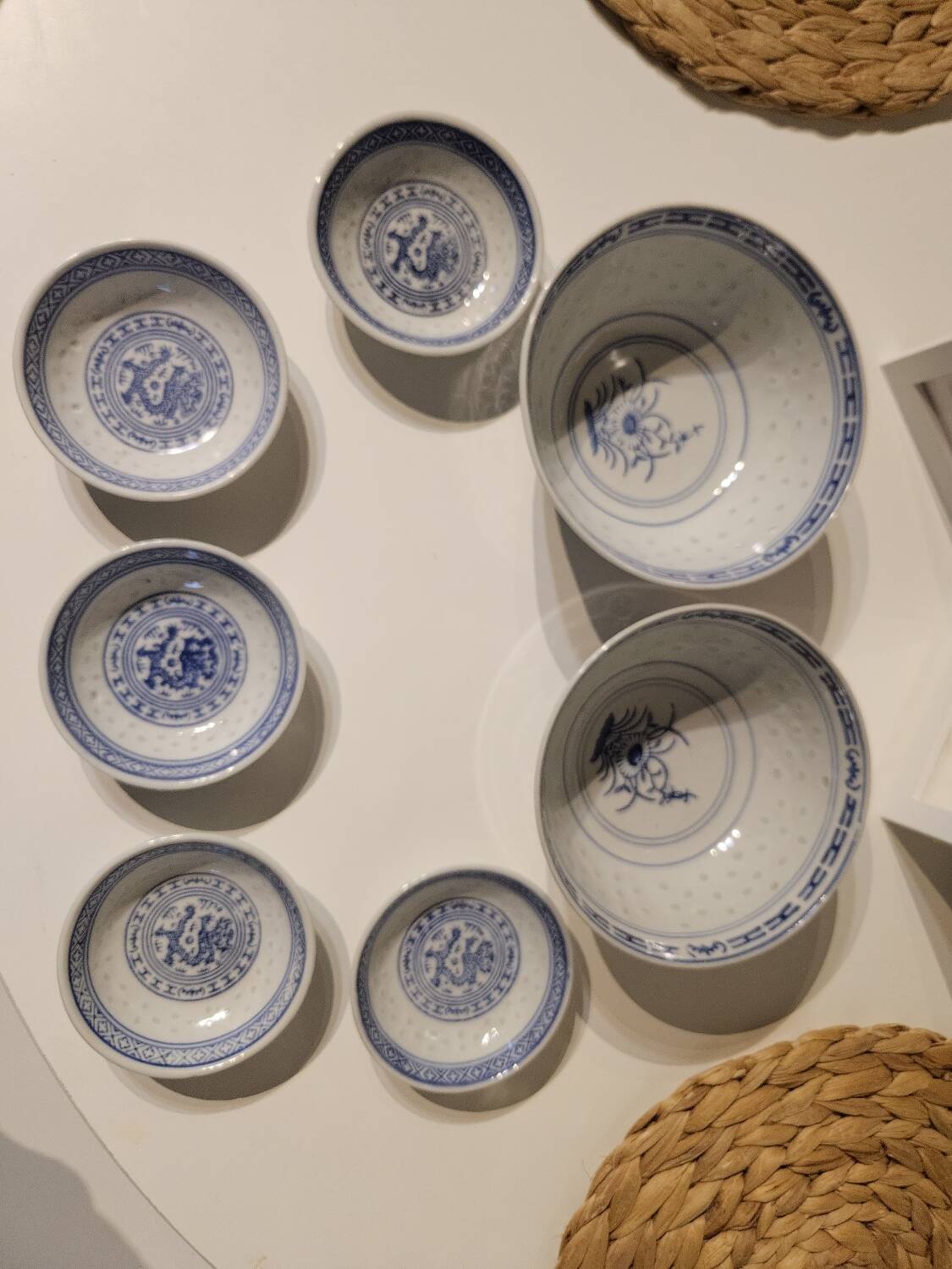 Set of 7 vintage Chinese dragon rice bowls.