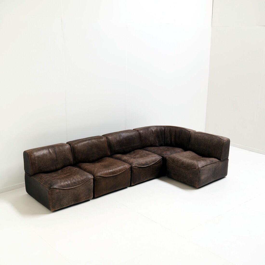 Vintage model DS-15 De Sede sofa