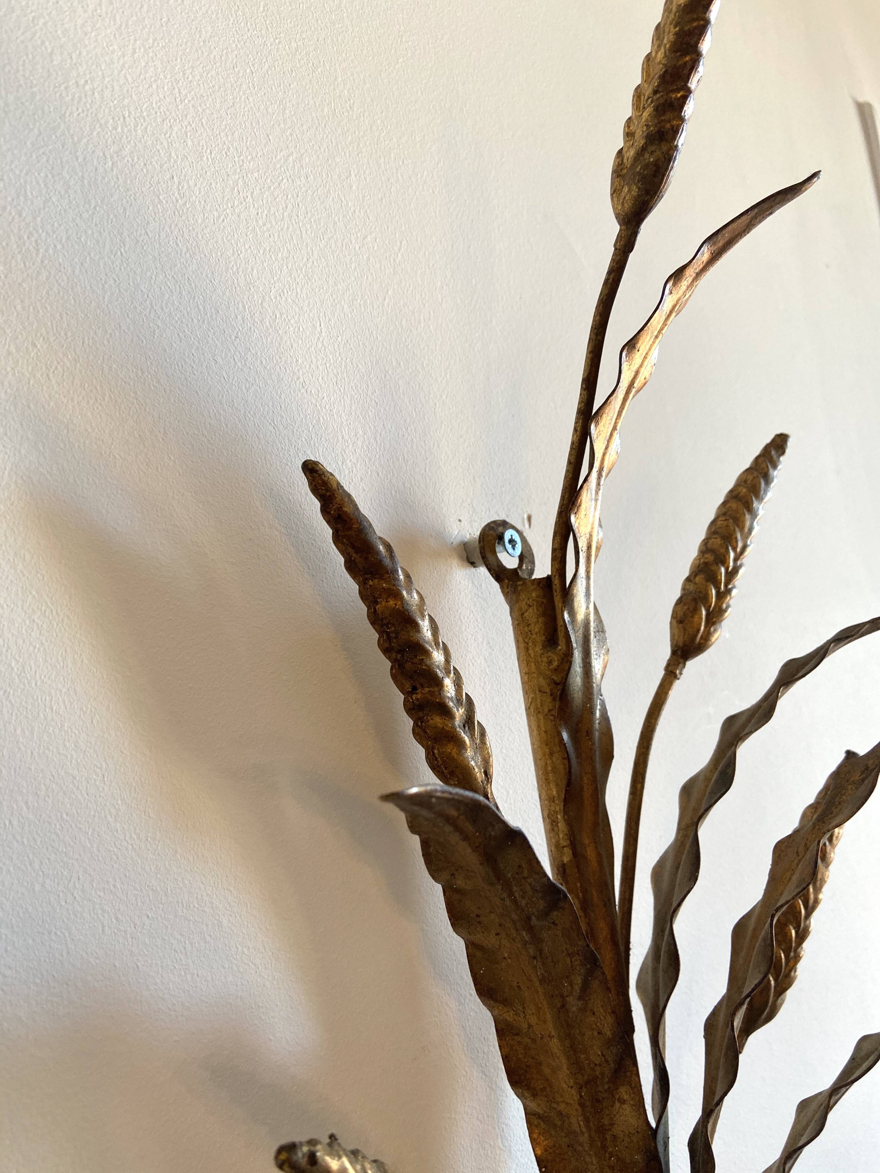 Golden metal wheat ear applicator, 1950s