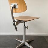 Dutch industrial workshop chair by Friso Kramer for Ahrend Cirkel