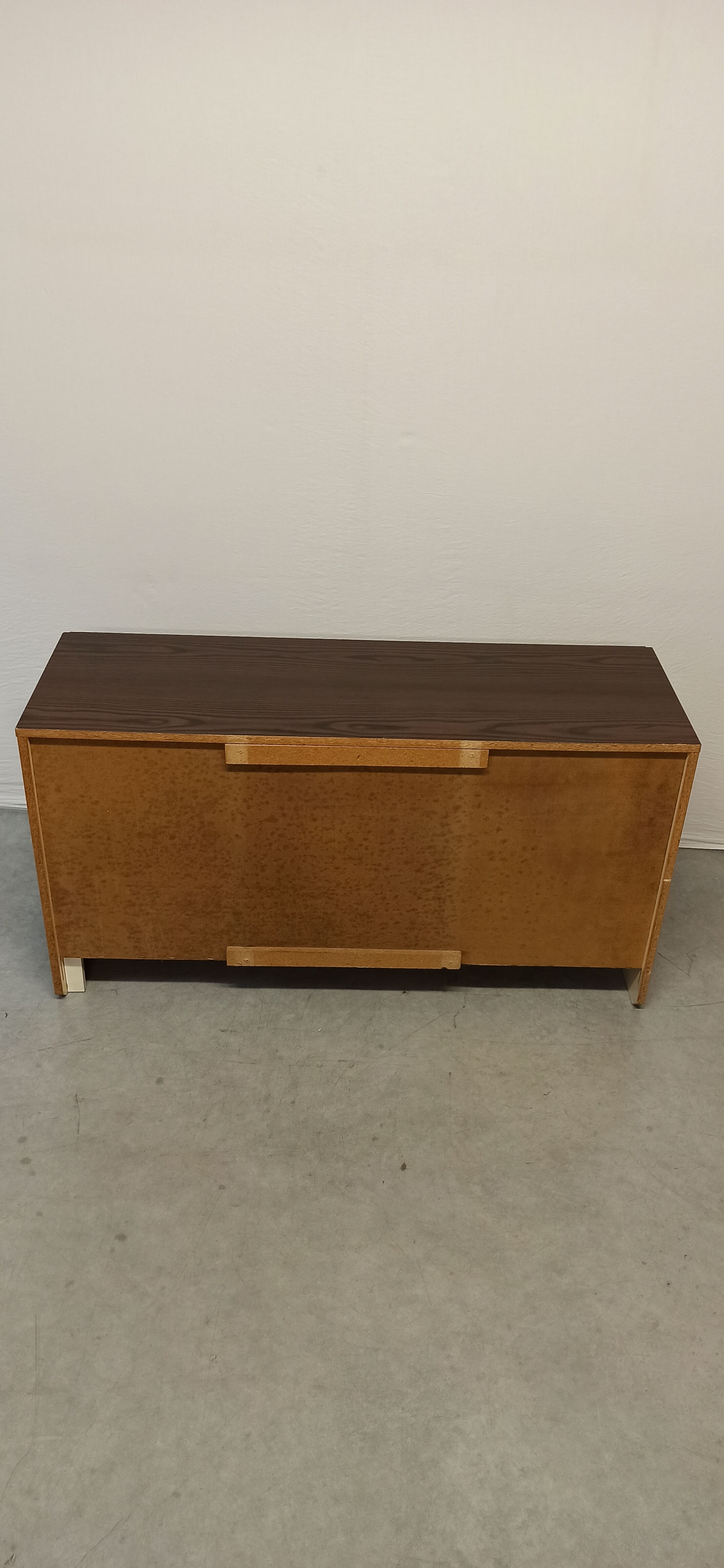 Low sideboard furniture in vintage Formica 70