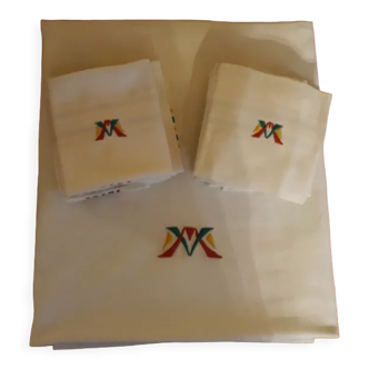 Hand-embroidered tablecloth and its 12 napkins - Encrypted " M V " -80s