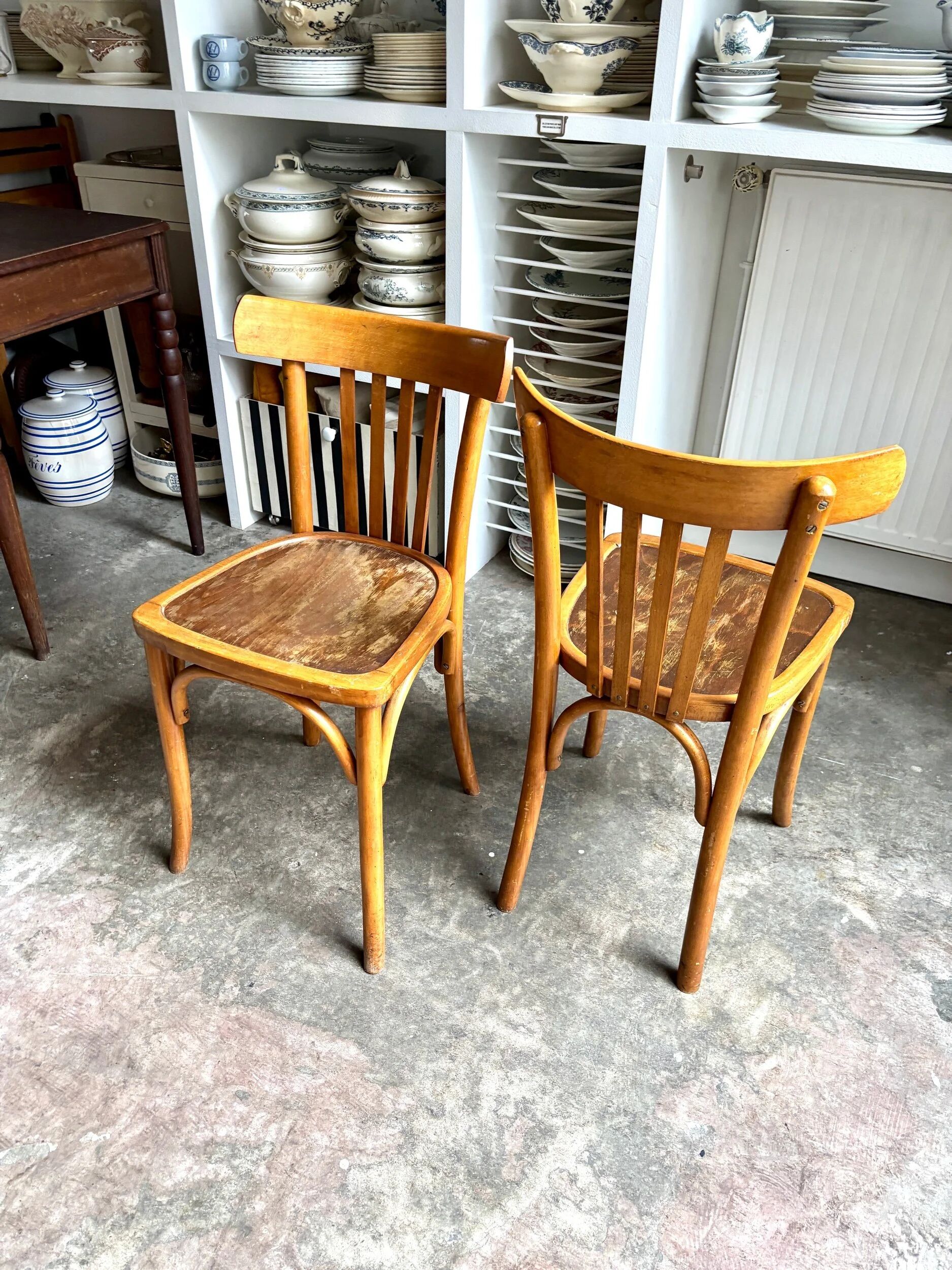 Luterma bistro chair in bent beech wood