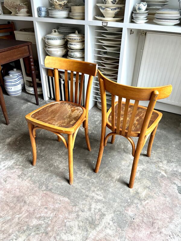 Chaise bistrot Luterma en hêtre cintré